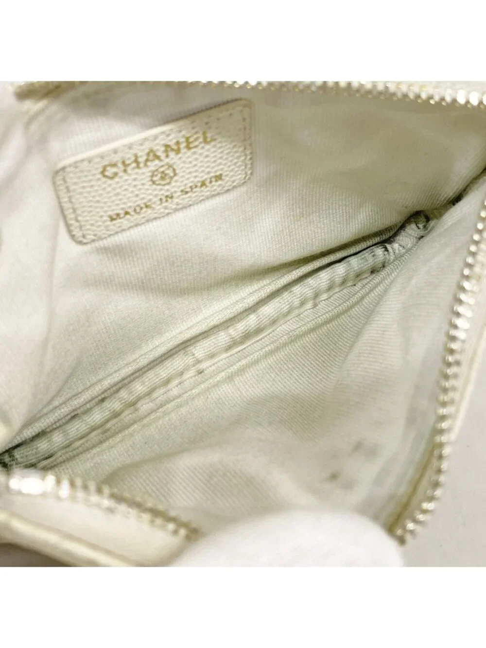 Chanel Coin Purse Quilted Caviar Leather White Champagne Gold